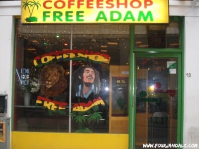 Guide On How To Smoke Weed In Amsterdam