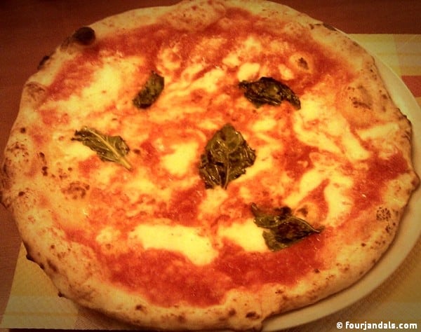 Naples Pizza, Sorbillo Pizzeria Naples