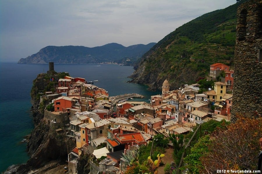 6 Basic Money Saving Tips for Travel Adventures in 2013 31 Vernazza Cinque Terre photos