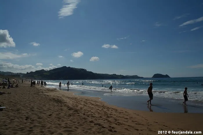 Zarautz beach surf Zarautz beach, Stoke Travel Surf Camp