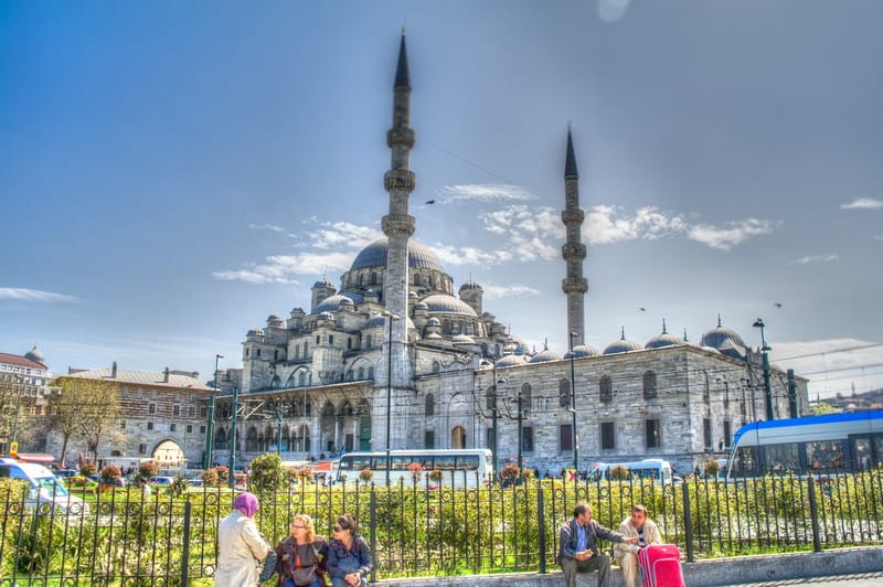 Istanbul New Mosque Yeni Camii HDR