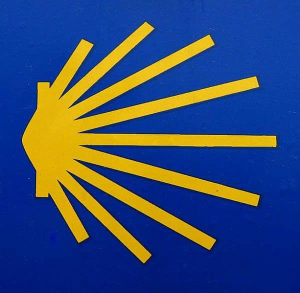 Ultimate Camino de Santiago Packing List For Two Weeks (2022) 2 What to pack for the Camino de Santiago, Camino de Santiago logo