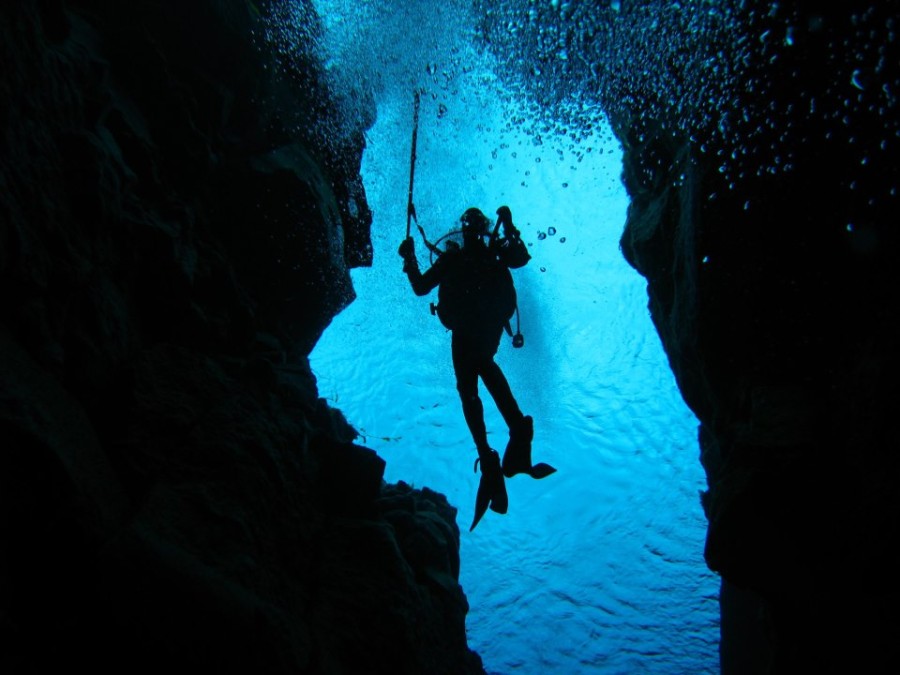 Diving in Iceland