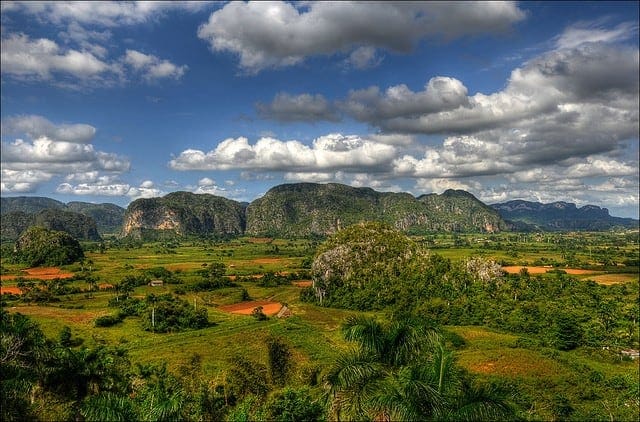 Outdoor Activities in Cuba - Hiking in Vinales