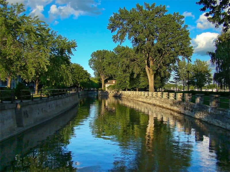 Outdoor activities in Montreal - Lachine Canal