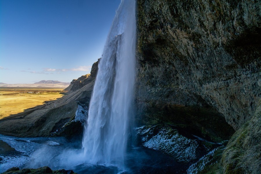 Seljalandsfoss Waterfall Photo