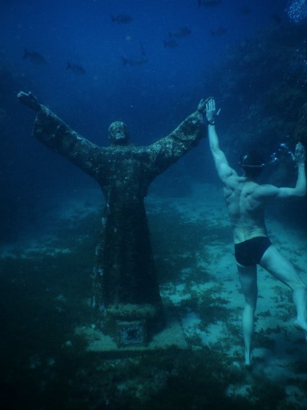 Grenadas Underwater Sculpture Park 05