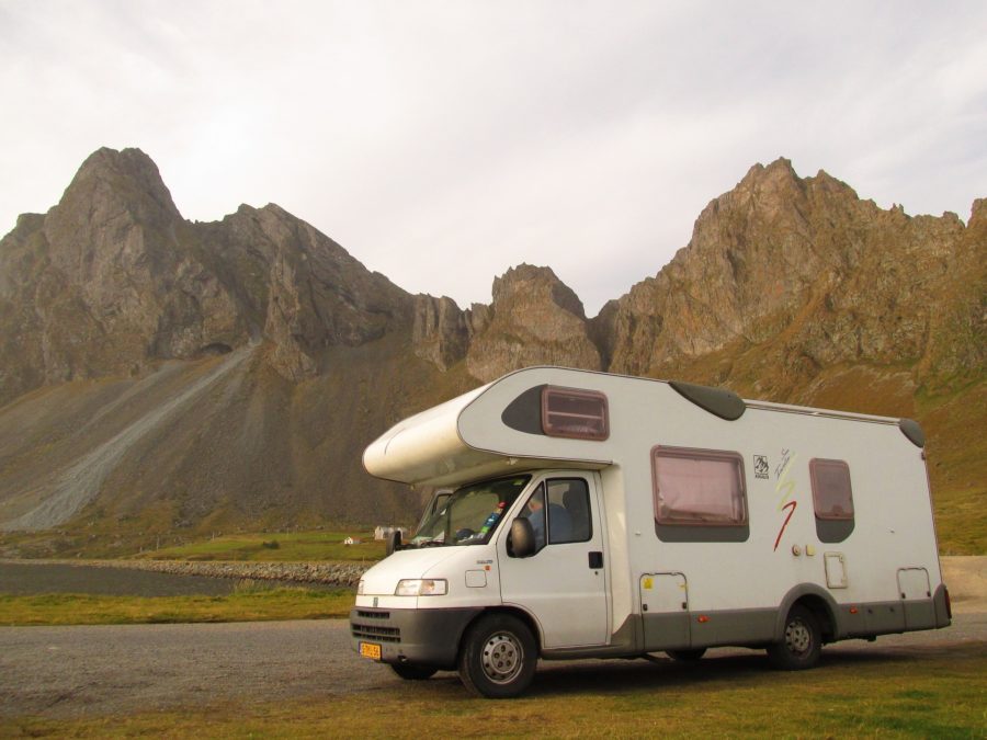 7 Tips for Travelling Around Australia in A Motorhome 37 cc