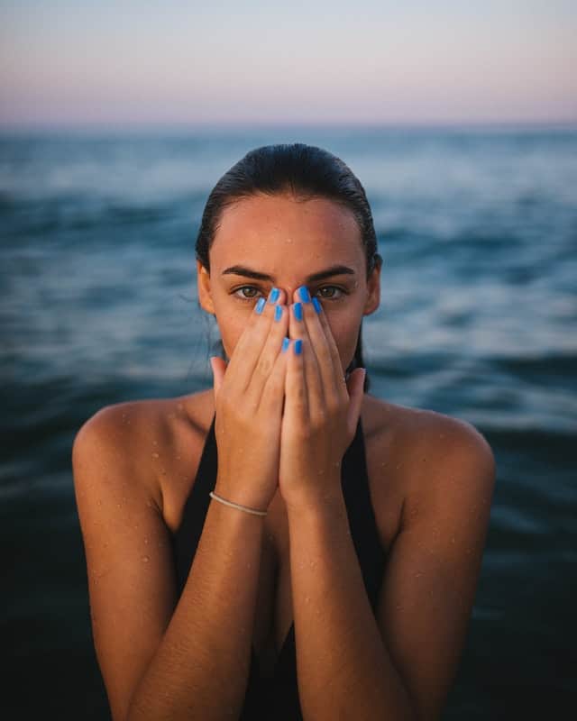 beach bikini blur 1797375