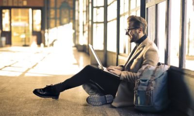 man wearing gray blazer 838413