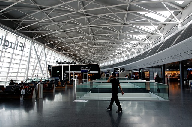 Ways to exercise or walk during constant traveling hours 34 airport 335589 640