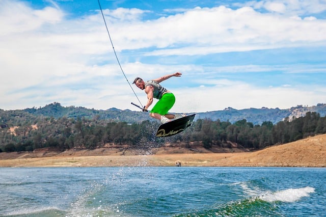 5 Things Every Wakeboarder Should Know 34 boat 1603793 640