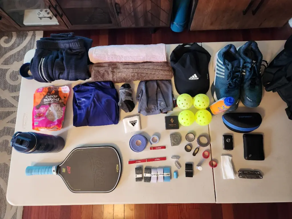 bag show tell whats in your pickleball bag v0 lo8rzun8cjse1