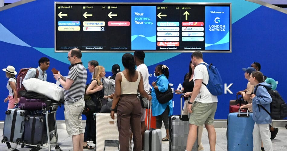 The Seasoned Traveller's Guide to Surviving Long Airport Delays 1 Long Airport Delays